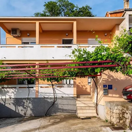 - Starigrad Paklenica-rovanjska, Zadarska Апартаменты *